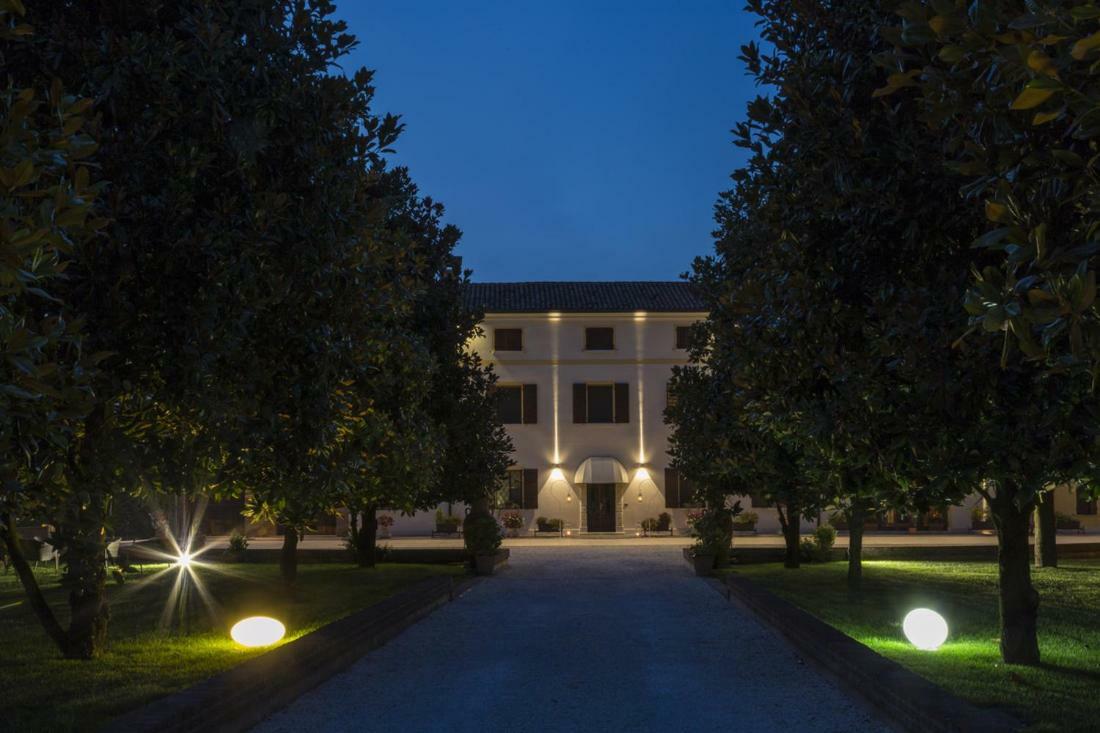 B&B Villa Tavanara 诺加拉 外观 照片