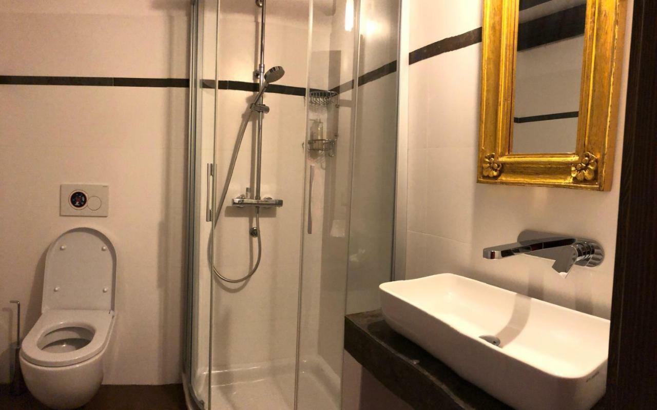 B&B Villa Tavanara 诺加拉 外观 照片